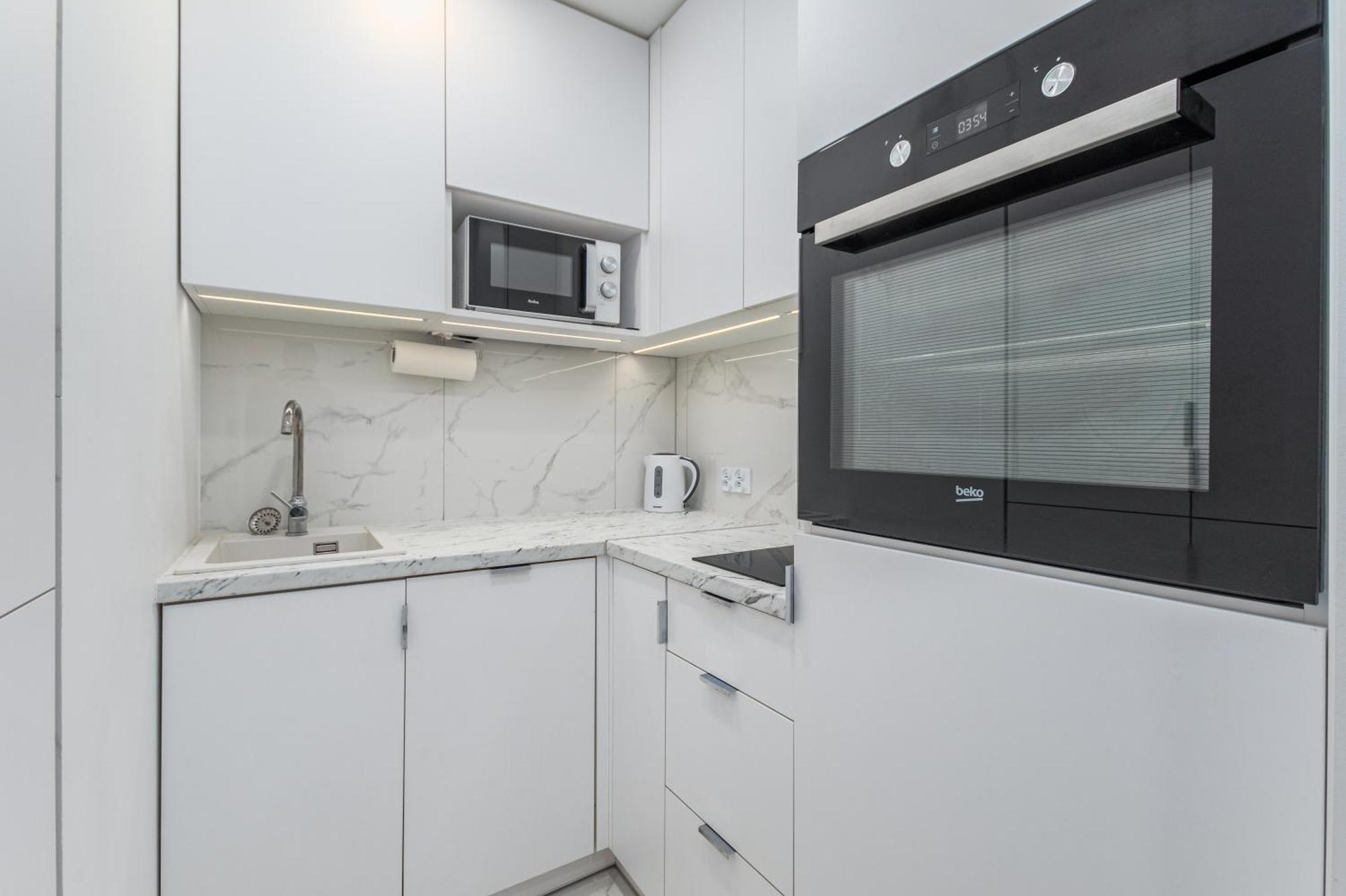 Jana Pawla II 20 A By Homeprime Varsavia Esterno foto